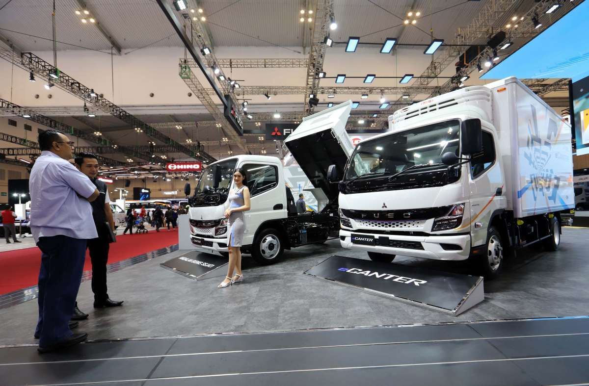 Produsen Kendaraan Niaga Terapkan Strategi Purna Jual Inovatif di GIICOMVEC 2026