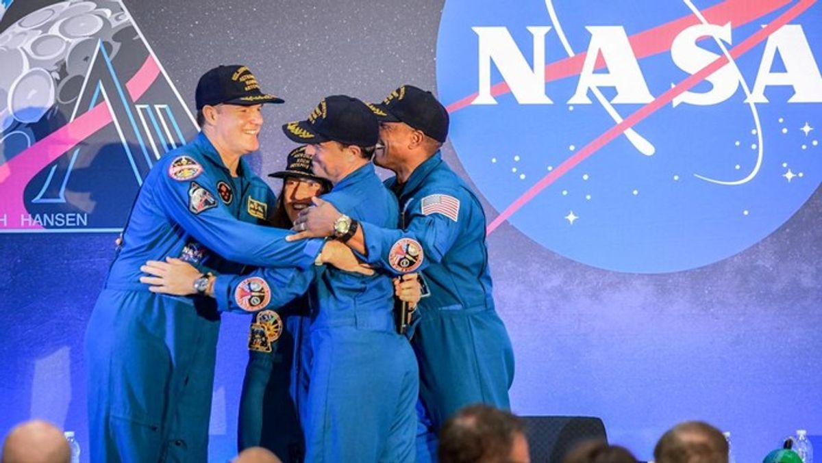 Astronaut Artemis II Ungkap Bumi Tampak Kecil seperti Sekoci Usai Misi ke Bulan