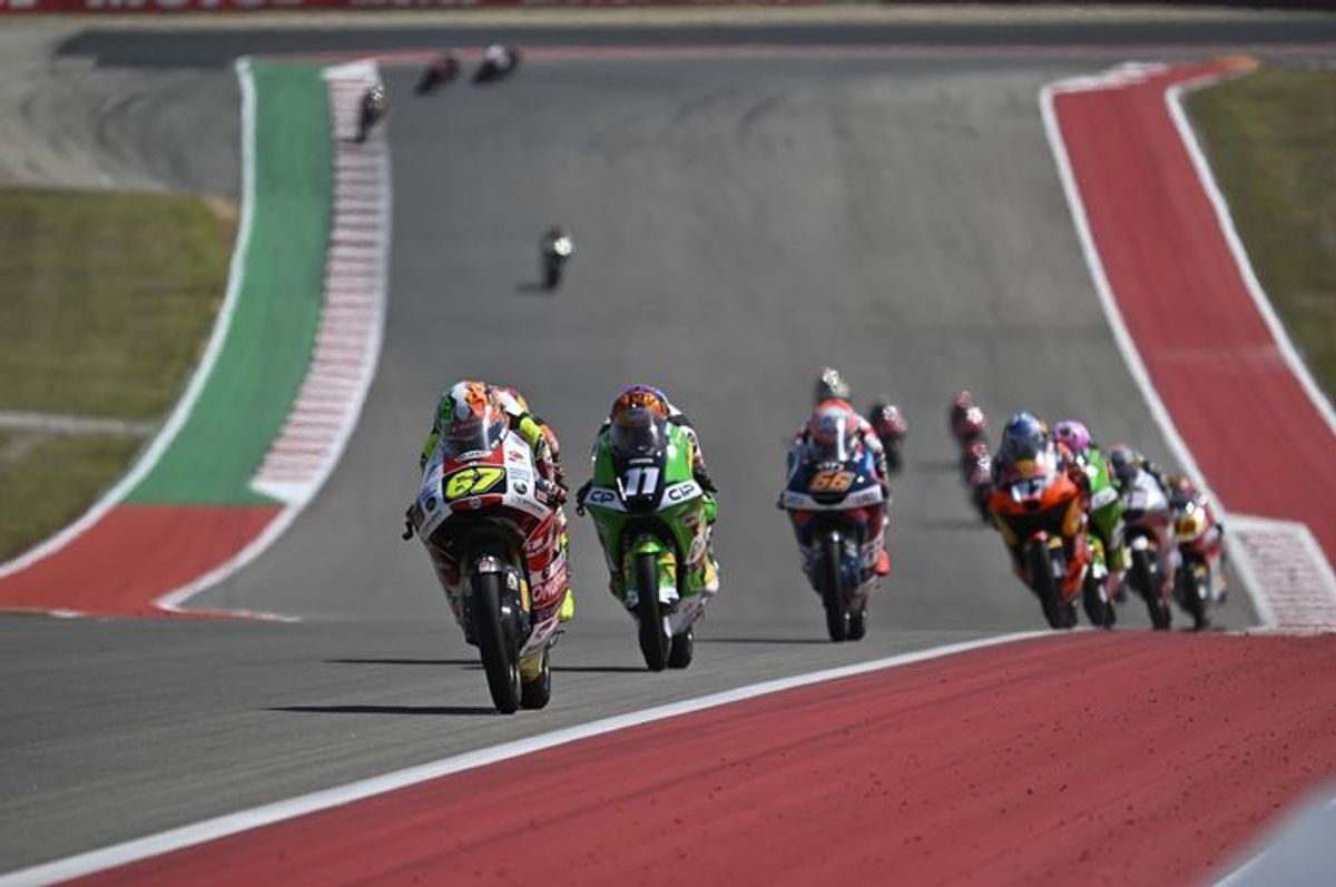 Veda Ega Pratama Mengukir Sejarah di Moto3 2026, SIC58 Squadra Corse Frustrasi