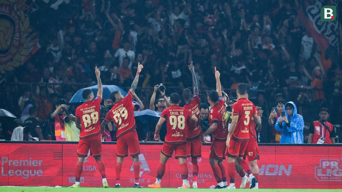 Persib Bandung Kokohkan Puncak Klasemen Setelah Tekuk Bali United