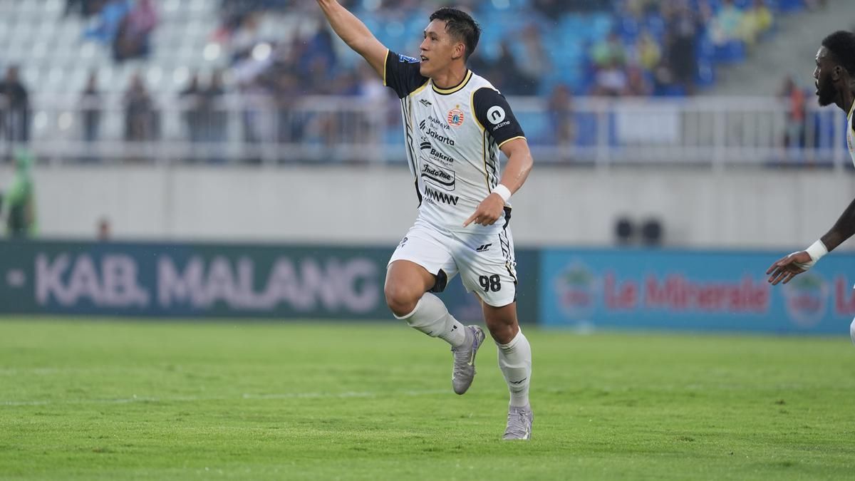 John Herdman Panggil Eksel Runtukahu Masuk Pemusatan Latihan Timnas