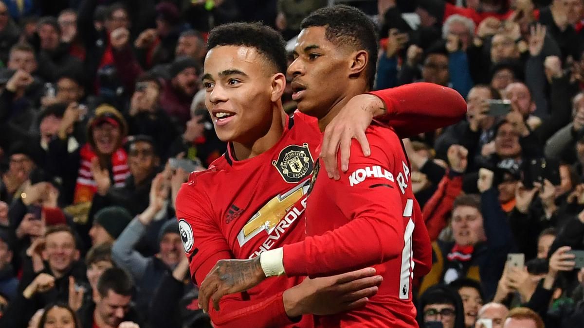 Manchester United Pertimbangkan Pulangkan Empat Mantan Pemain
