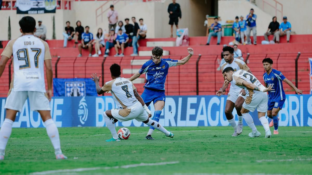 Dewa United vs PSIM Yogyakarta: Adu Strategi Pelatih Belanda