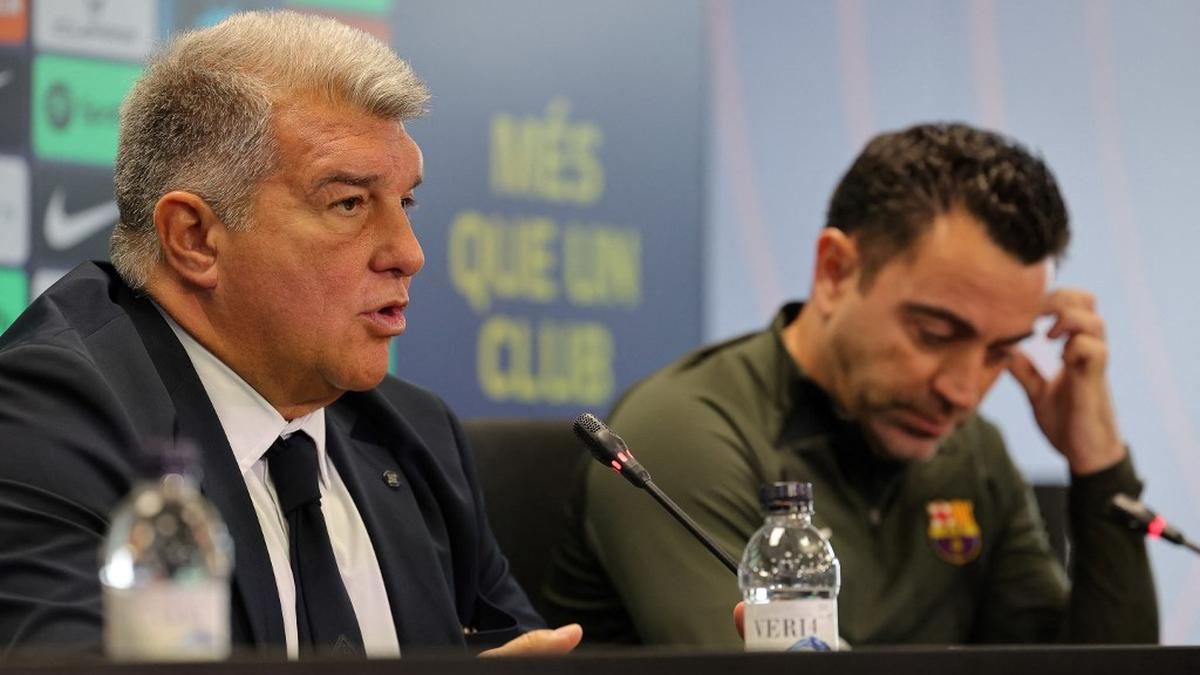Xavi Kritik Laporta Terkait Kegagalan Messi Kembali ke Barcelona