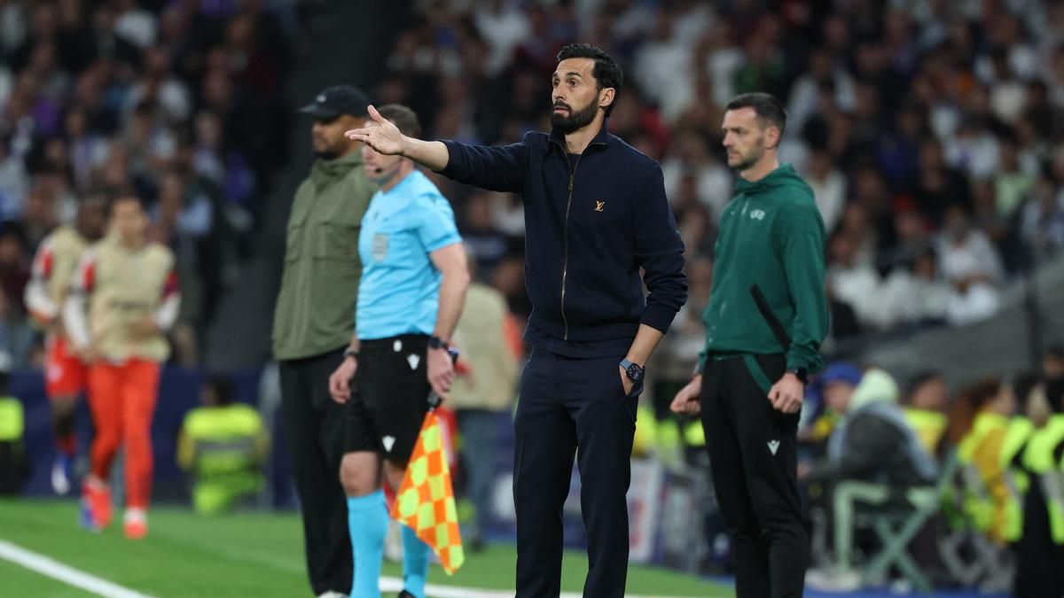 Luis Figo Sebut Real Madrid Alami Kegagalan Musim Ini