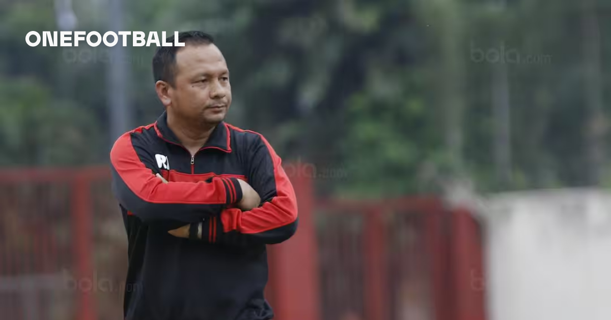 Jejak Karier Unik Ricky Nelson: Dari Teologia ke Pelatih Sepak Bola