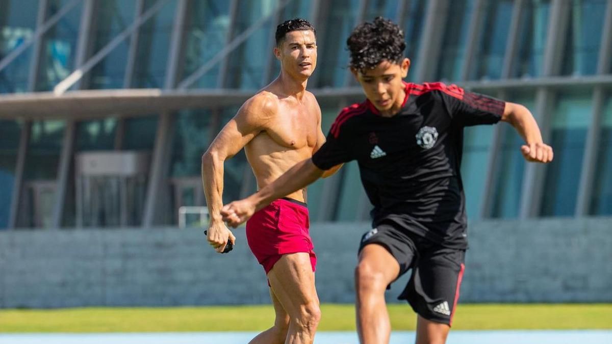 Al-Nassr Pertimbangkan Promosi Cristiano Ronaldo Jr ke Tim Utama