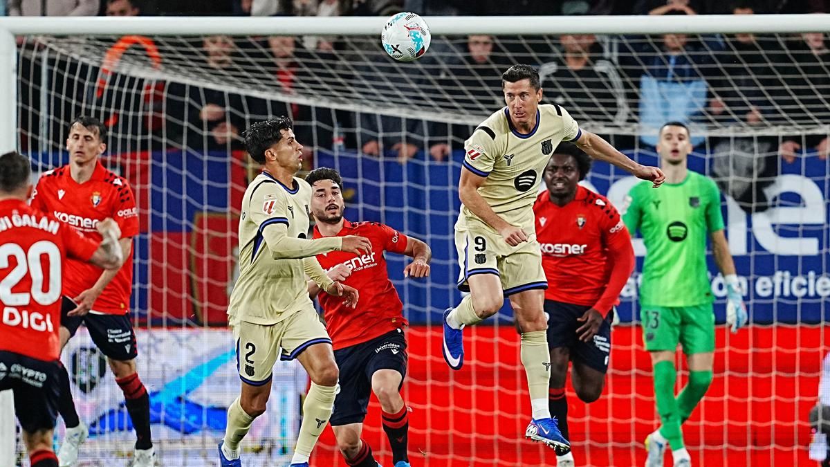 Barcelona Kalahkan Osasuna 2-1 di Estadio El Sadar