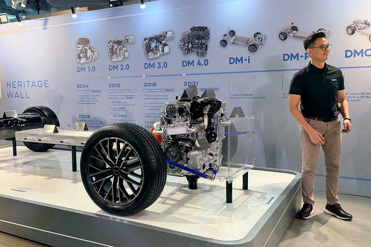 BYD Rilis Teknologi Dual Mode, Mesin PHEV Kompresi Tinggi Butuh BBM Oktan 92