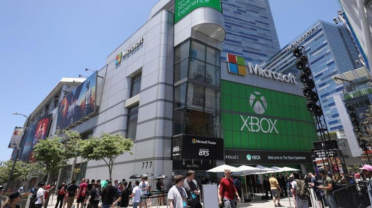 Microsoft Raup Pendapatan Rp 11,2 Triliun dari Penjualan Game di PS5