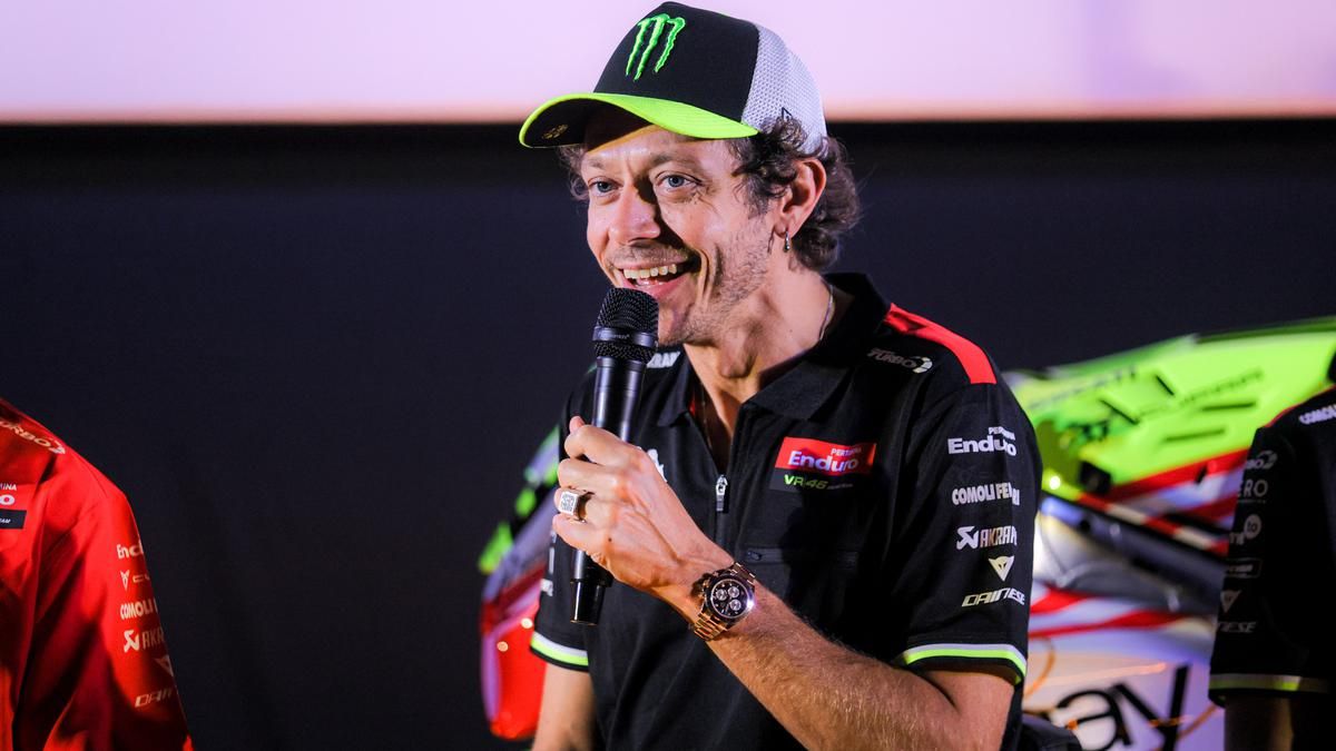 Valentino Rossi Meminta Ducati Berkomitmen Penuh Bantu Francesco Bagnaia