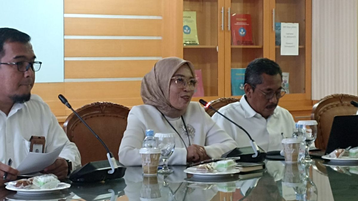 Kemendikdasmen Jamin Tidak Ada PHK Massal Guru Non-ASN pada 2026