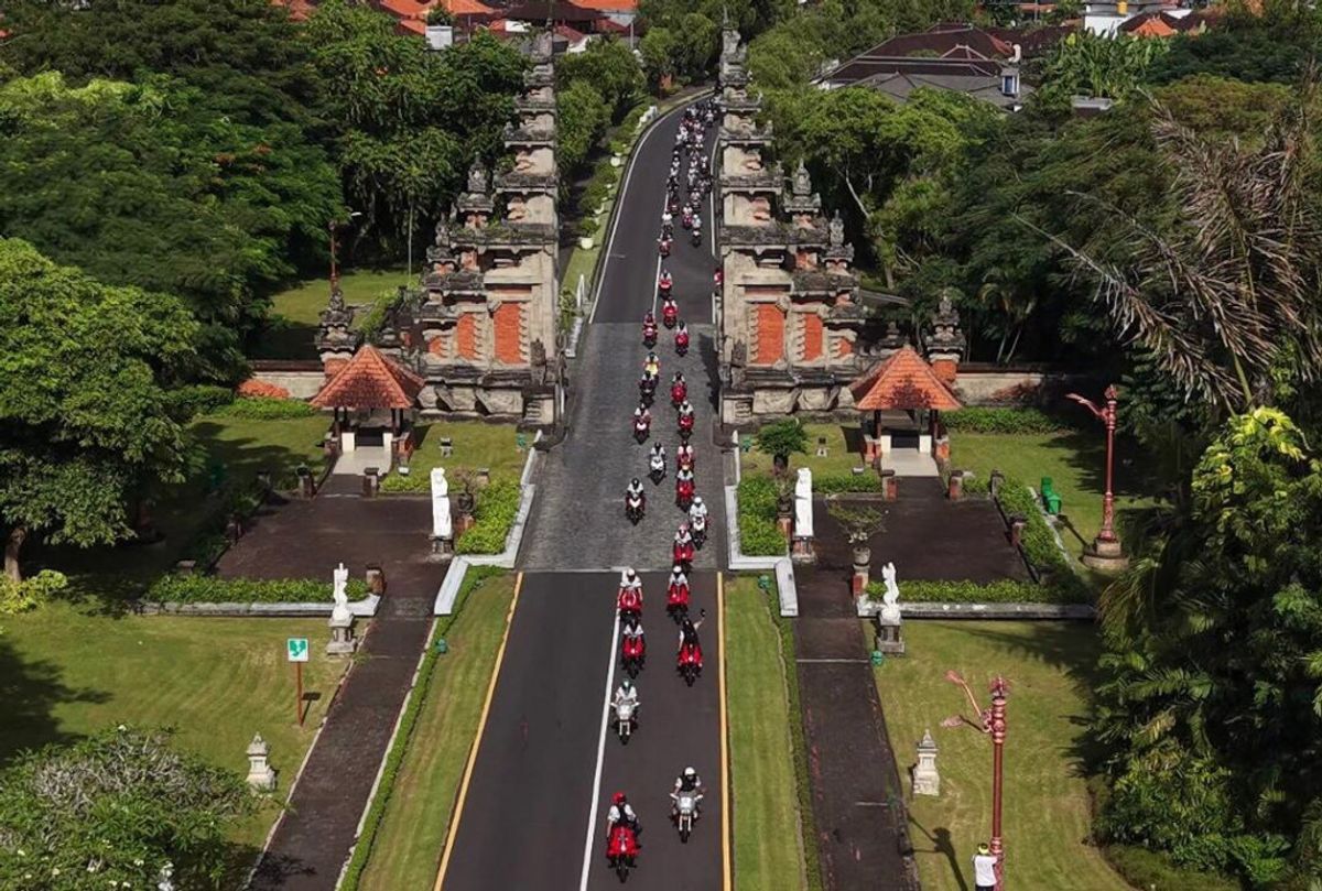 Ratusan Pengendara Ducati Rayakan Satu Abad di Nusa Dua Bali