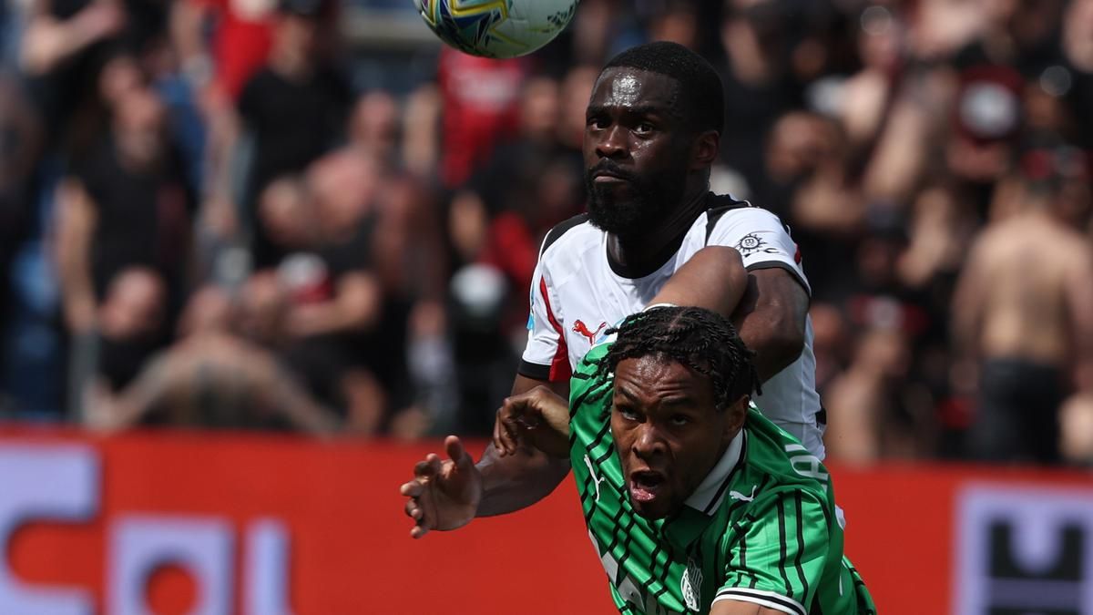 Sassuolo Taklukkan AC Milan Dua Gol Tanpa Balas di Reggio Emilia