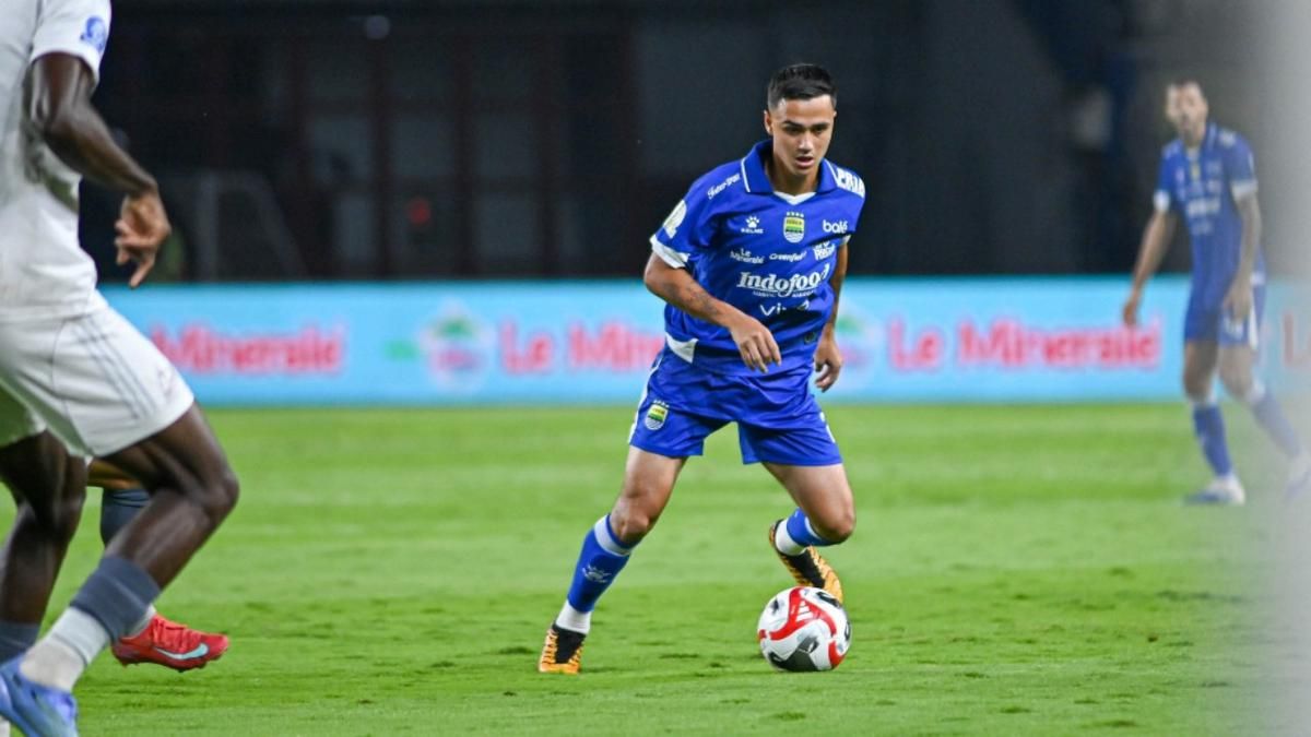 Persib Bandung Incar Hattrick Juara Eliano Reijnders Dapat Dukungan Kakak
