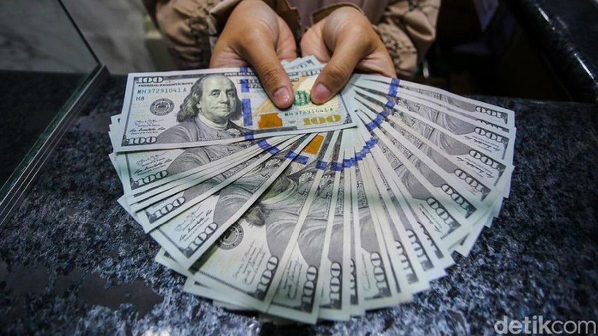 Dolar Amerika Serikat Menguat ke Level Rp 17.537 Pagi Ini