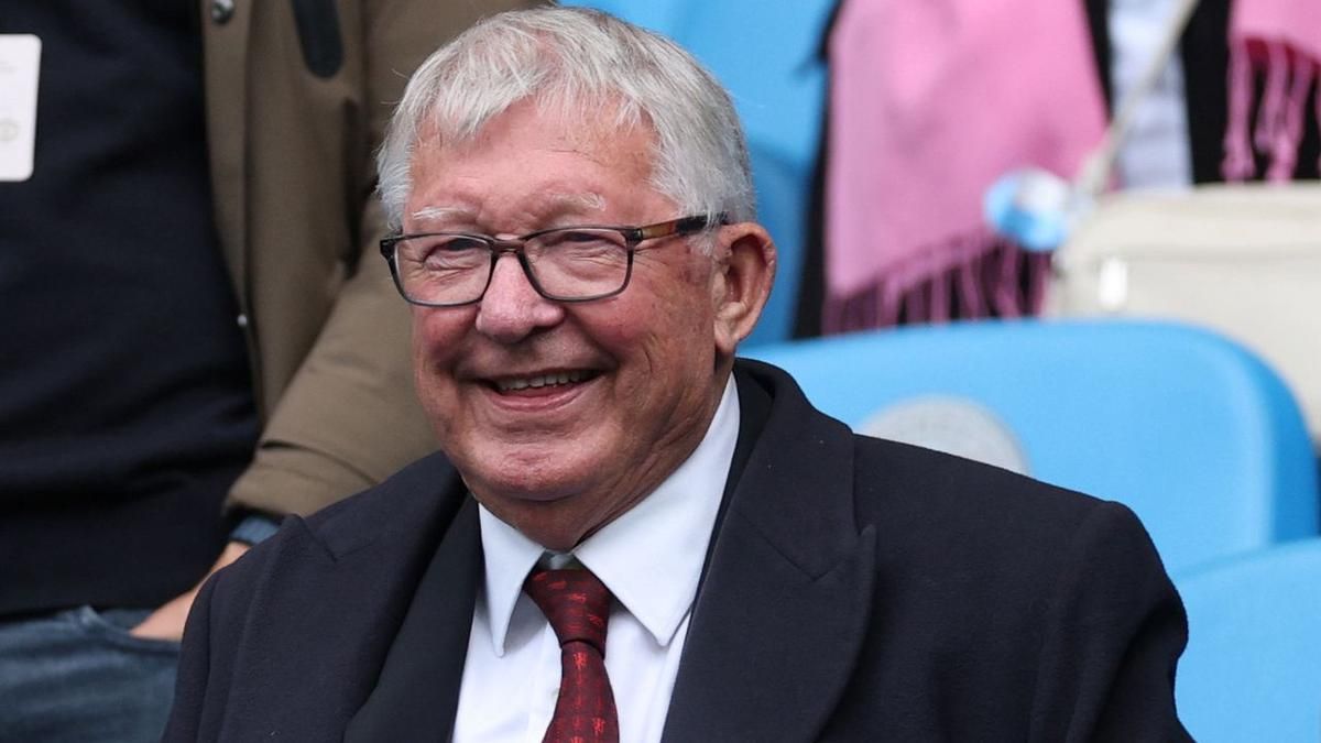 Manchester United Tekuk Liverpool dan Sir Alex Ferguson Masuk Rumah Sakit