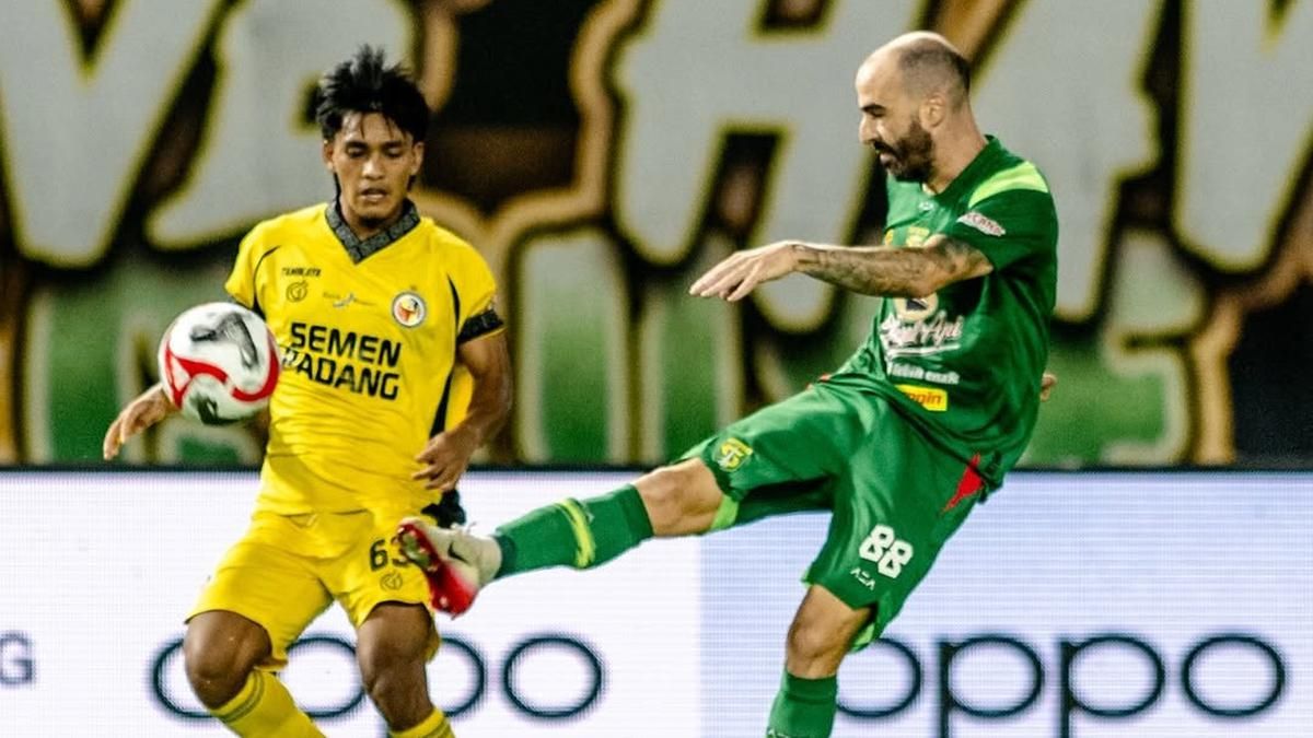 Persebaya Surabaya Libas PSBS Biak 4-0 di Gelora Bung Tomo