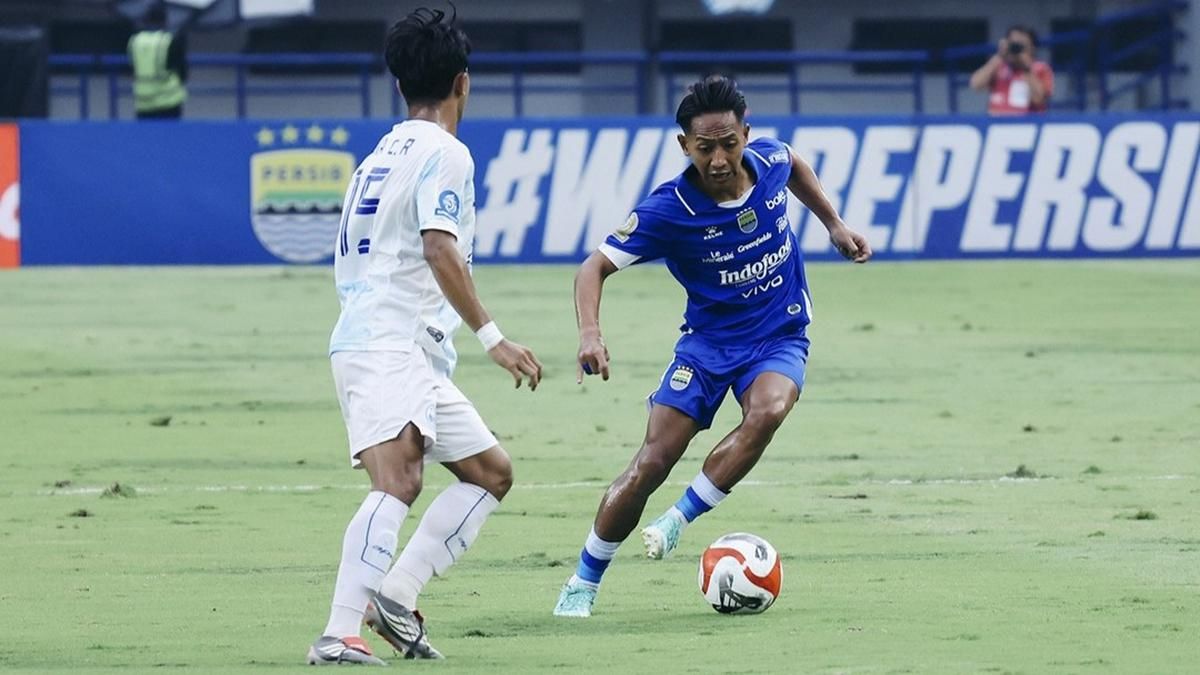Persib Bandung Tekuk PSIM Yogyakarta dan Kokohkan Posisi Puncak