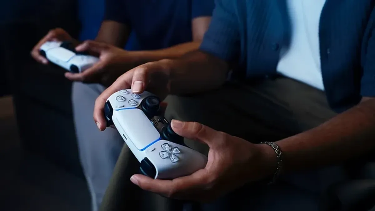 Peretas Bobol Akun PlayStation Network Tanpa Email dan Kata Sandi