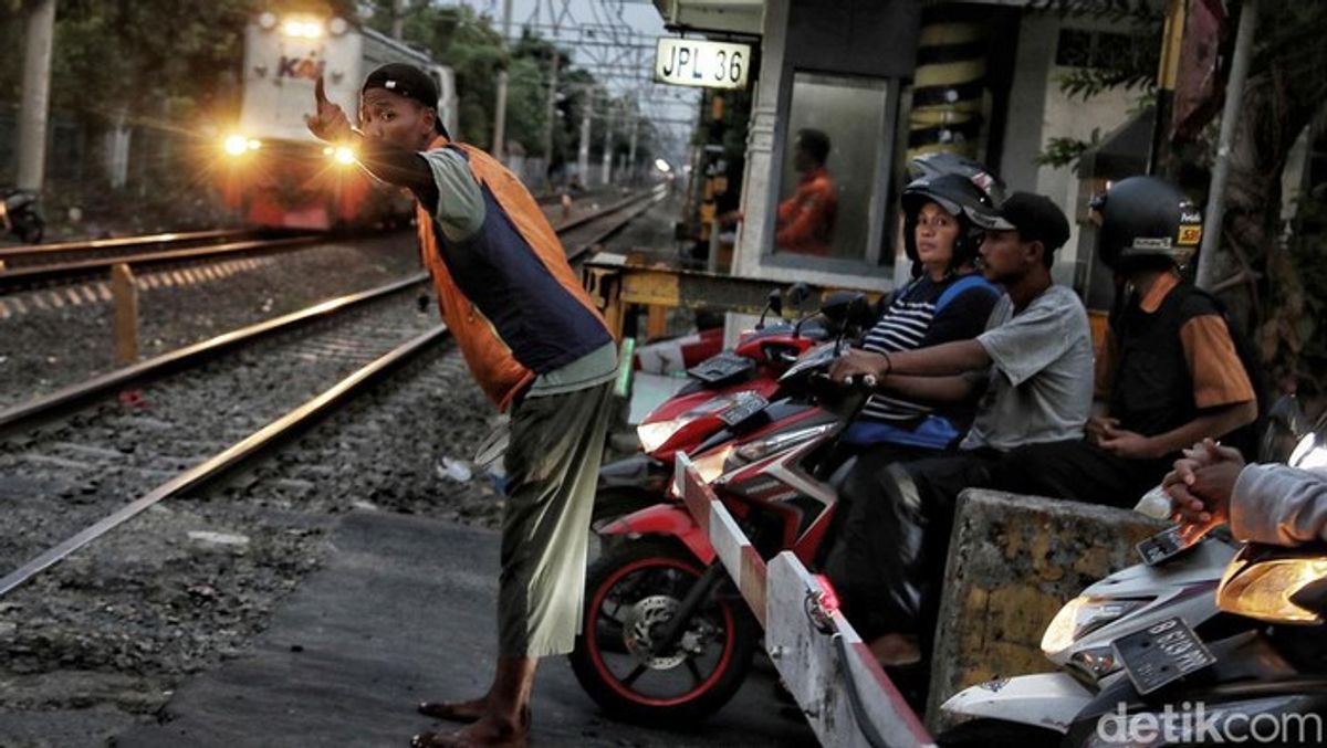 KAI Properti Buka Lowongan Penjaga Perlintasan Kereta Api Mei 2026