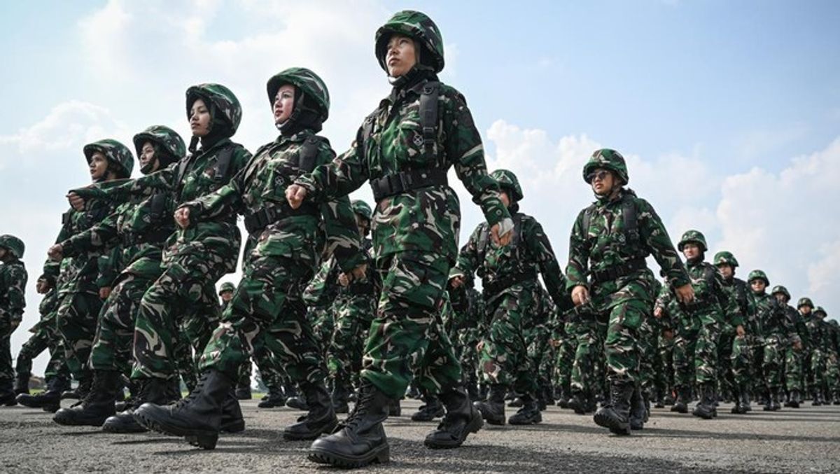 Pemerintah Latih Militer Manajer Koperasi dan Pegawai Kampung Nelayan