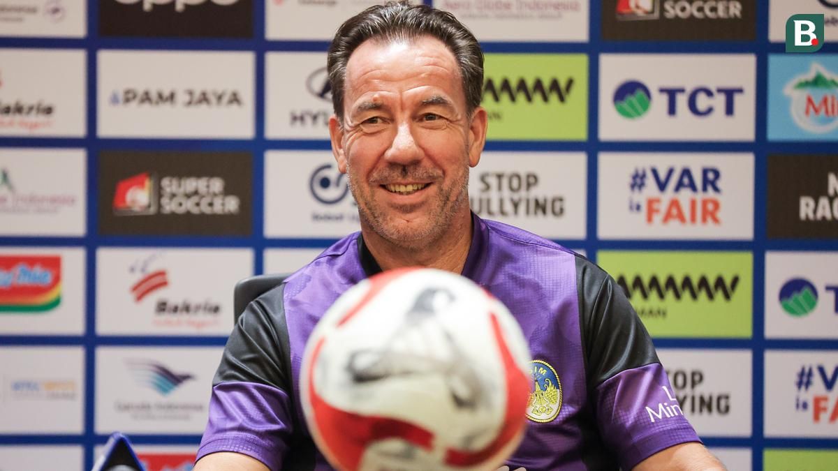 Jean-Paul van Gastel Segera Perpanjang Kontrak di PSIM Yogyakarta