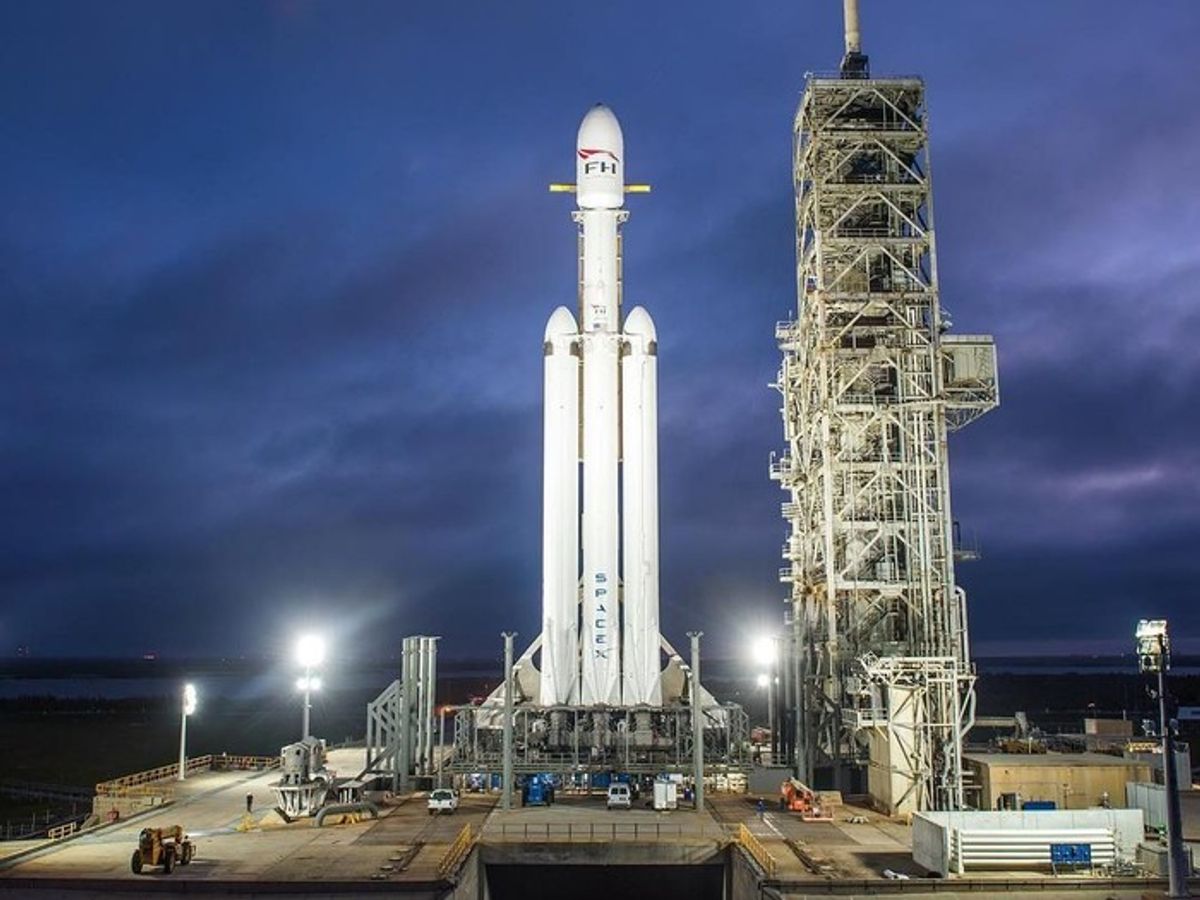 SpaceX Siap Go Public dan Buka Rahasia Keuangan Perusahaan