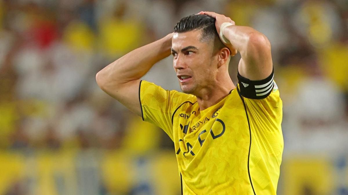 Blunder Kiper Al Nassr Tunda Gelar Juara Cristiano Ronaldo