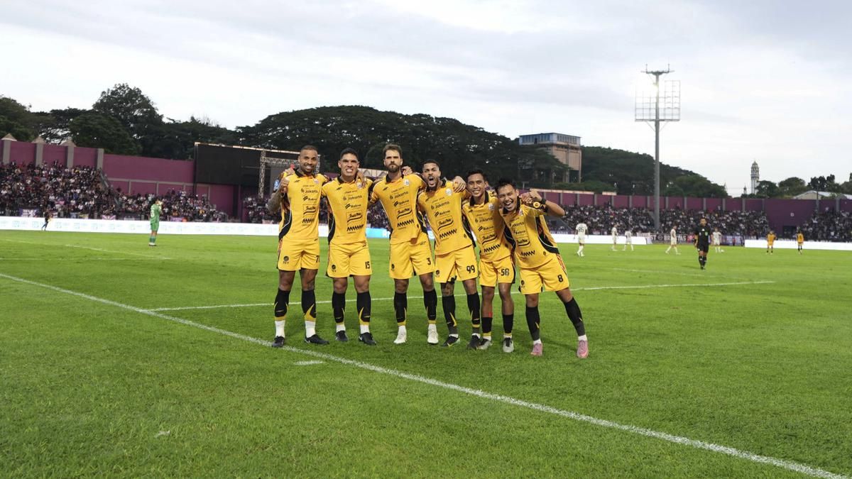 Persija Jakarta Targetkan Kemenangan Melawan Semen Padang FC di JIS