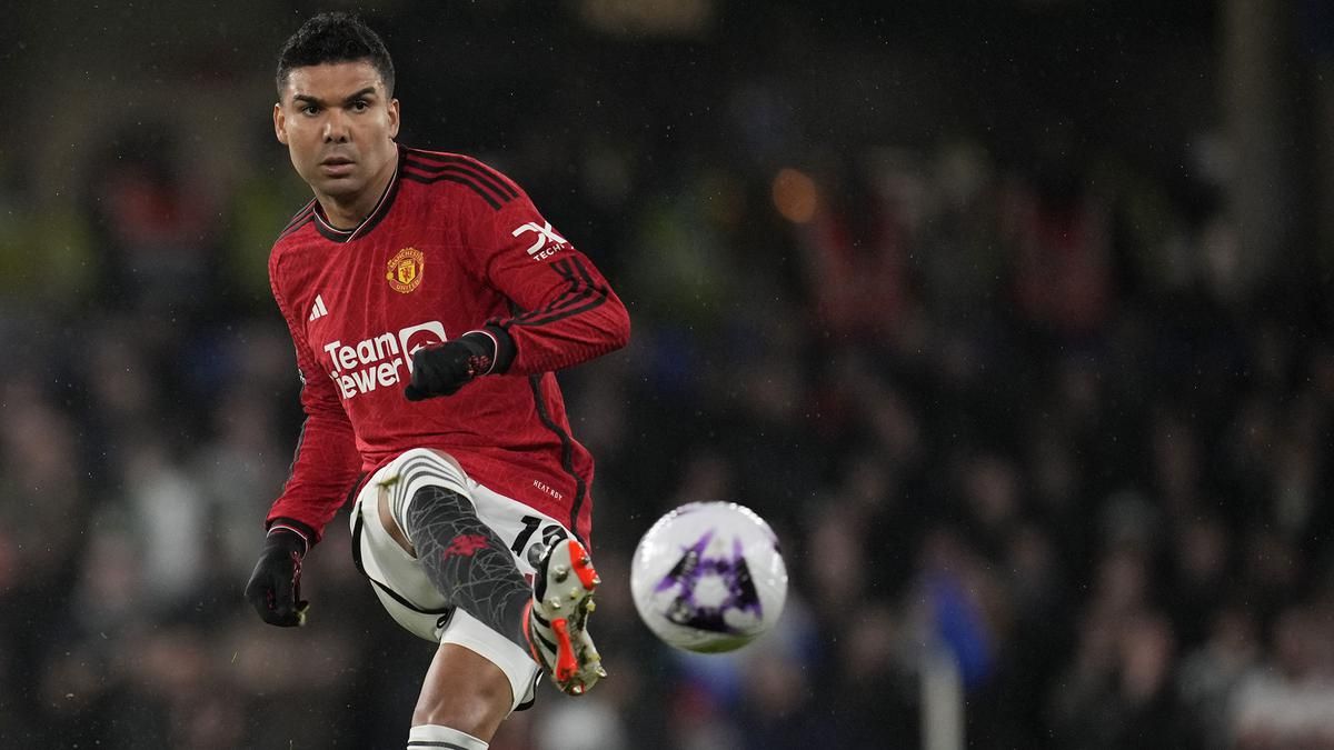 Manchester United Incar Ederson Sebagai Pengganti Casemiro