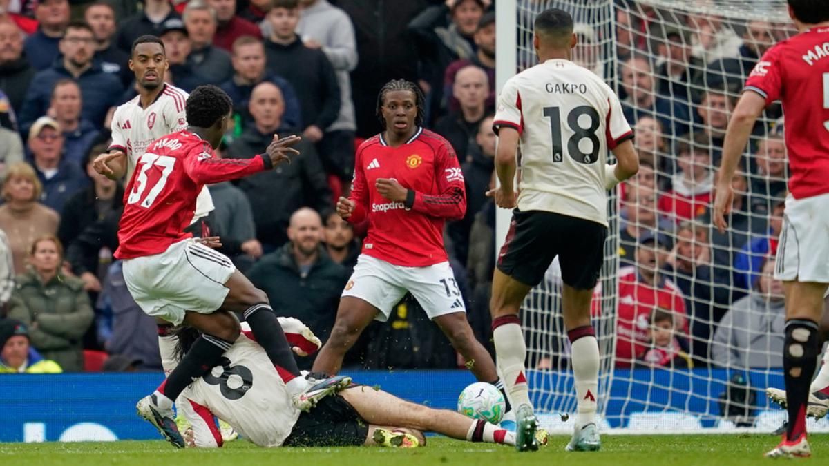 Manchester United Tundukkan Liverpool di Old Trafford