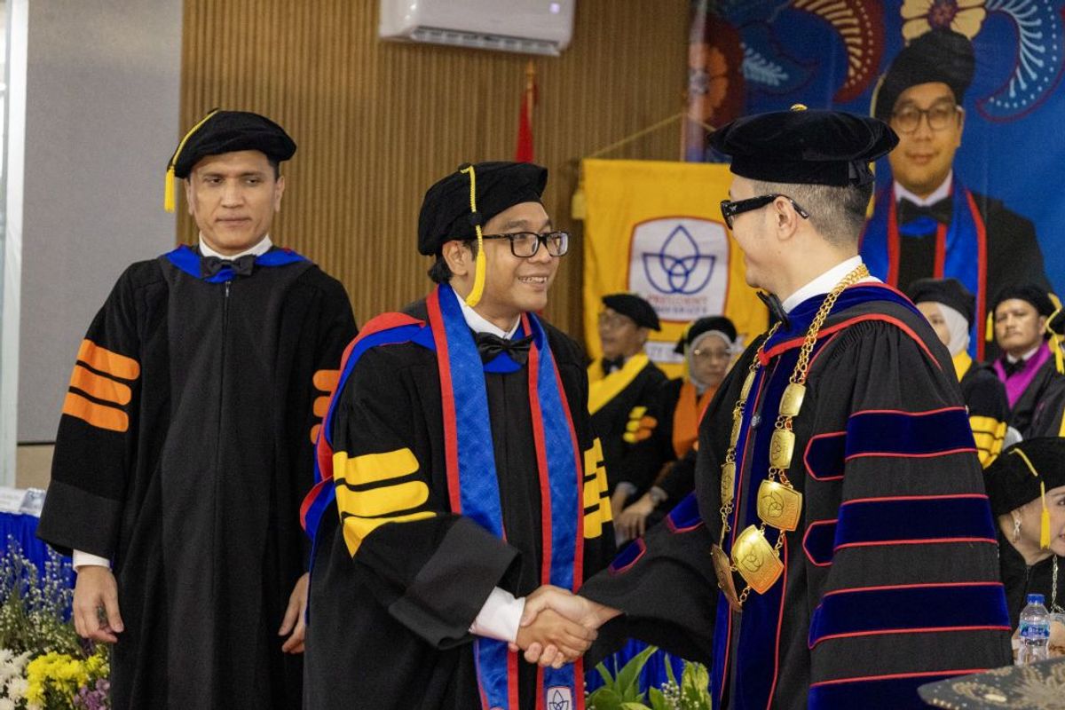 President University Kukuhkan Jhanghiz Syahrivar Sebagai Guru Besar Termuda