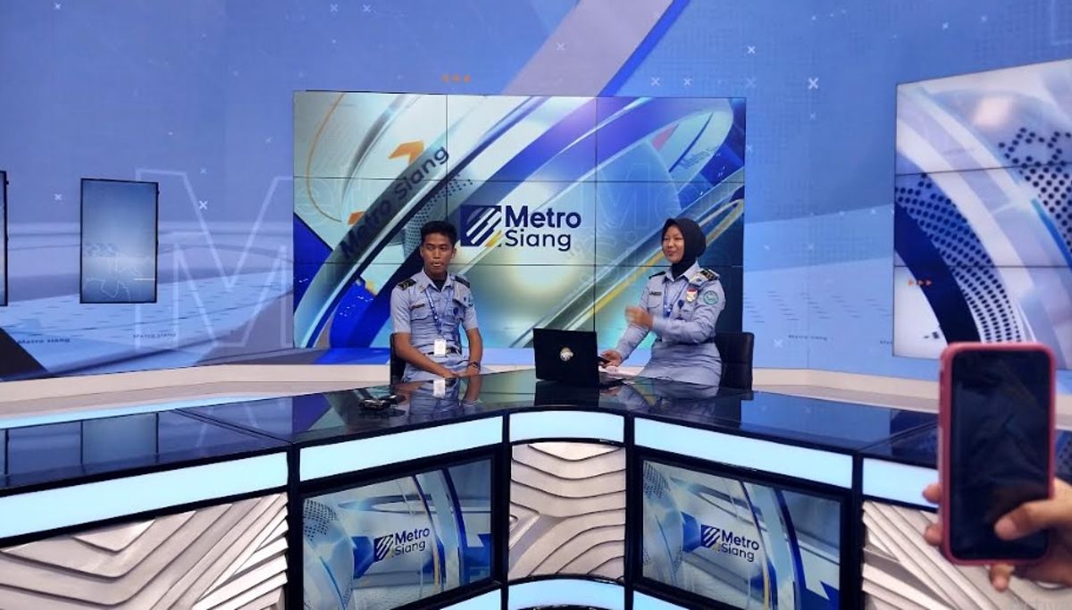 Siswa SMK Negeri 6 Bandar Lampung Pelajari Produksi Media di Metro TV