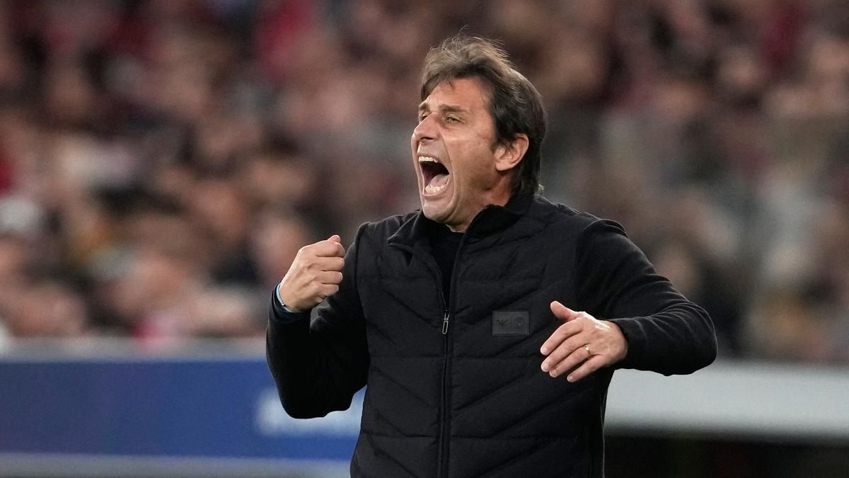 Napoli Imbang Lawan Como Antonio Conte Gagal Raih 80 Poin