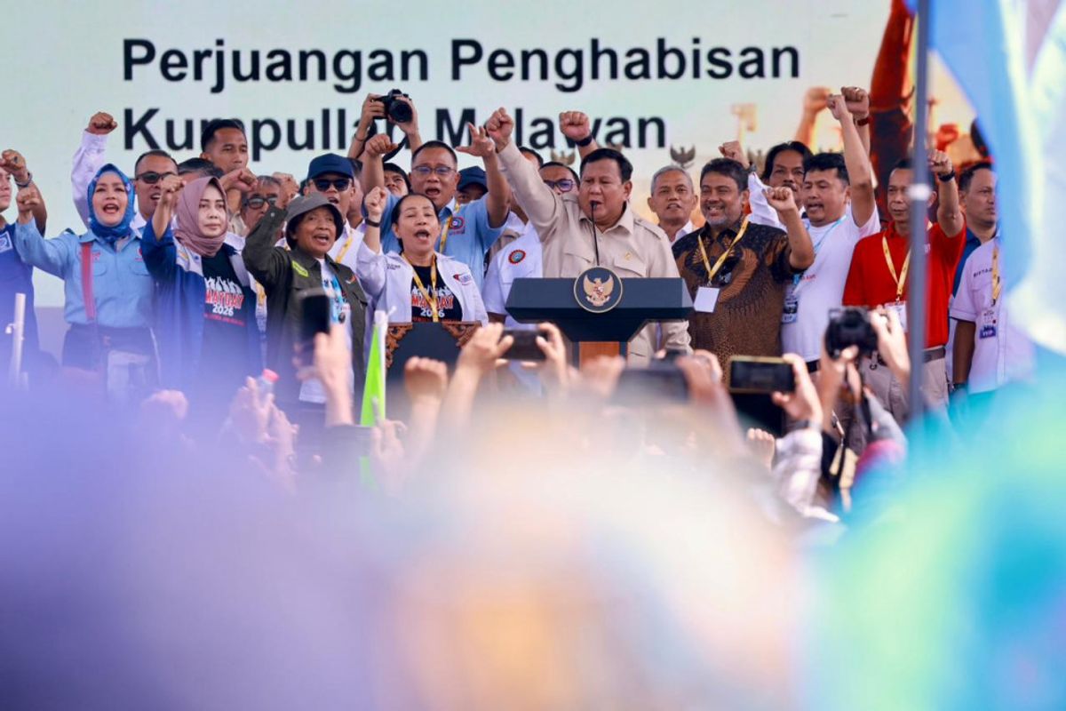 Prabowo Subianto Teken Perpres Pemotongan Pendapatan Ojol Maksimal 8 Persen