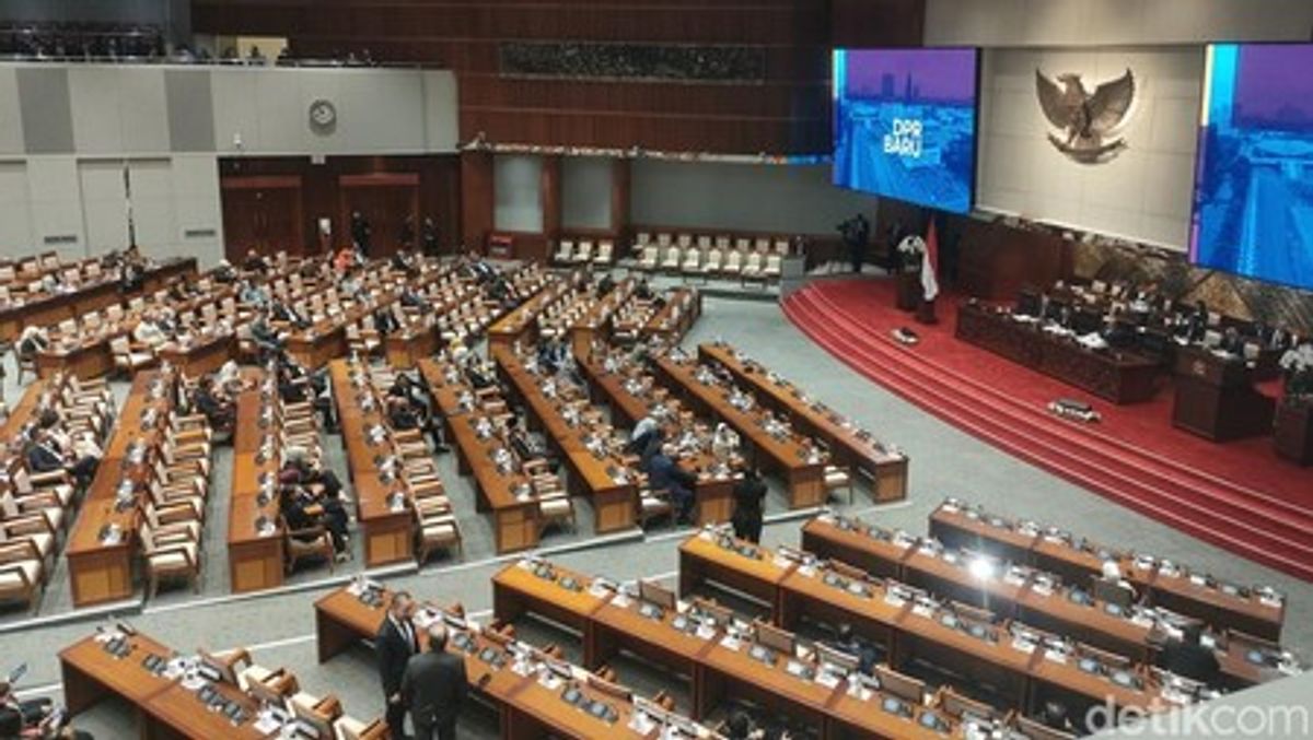 DPR Sahkan Perubahan Prolegnas Prioritas 2026 Fokus Aturan Teknologi