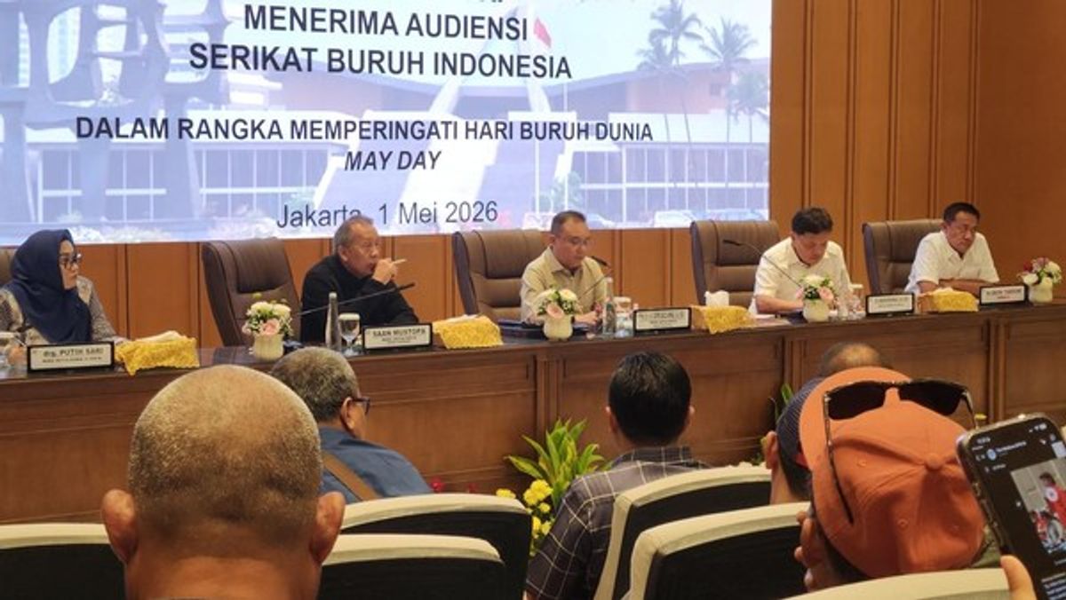 Pemerintah Pangkas Potongan Komisi Ojol Menjadi 8 Persen