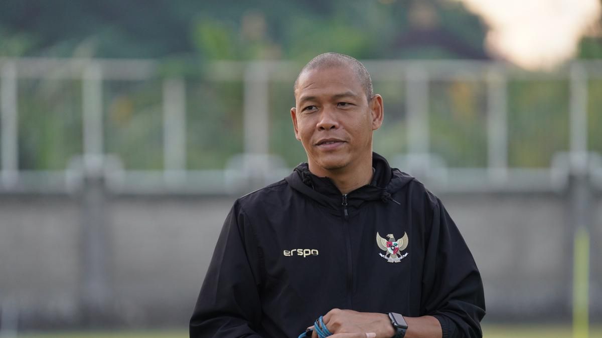 Nova Arianto Soroti Penghapusan Regulasi Pemain U-23 di Liga