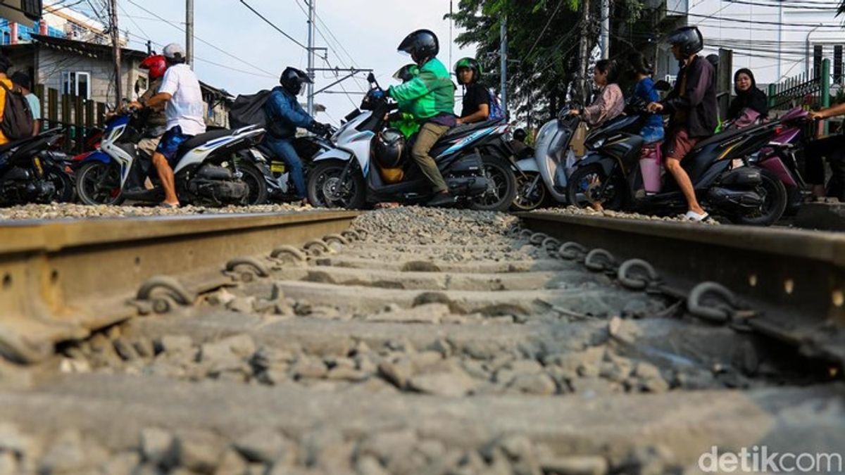 Kemenhub Tutup 172 Perlintasan Sebidang Kereta Api Guna Tekan Kecelakaan