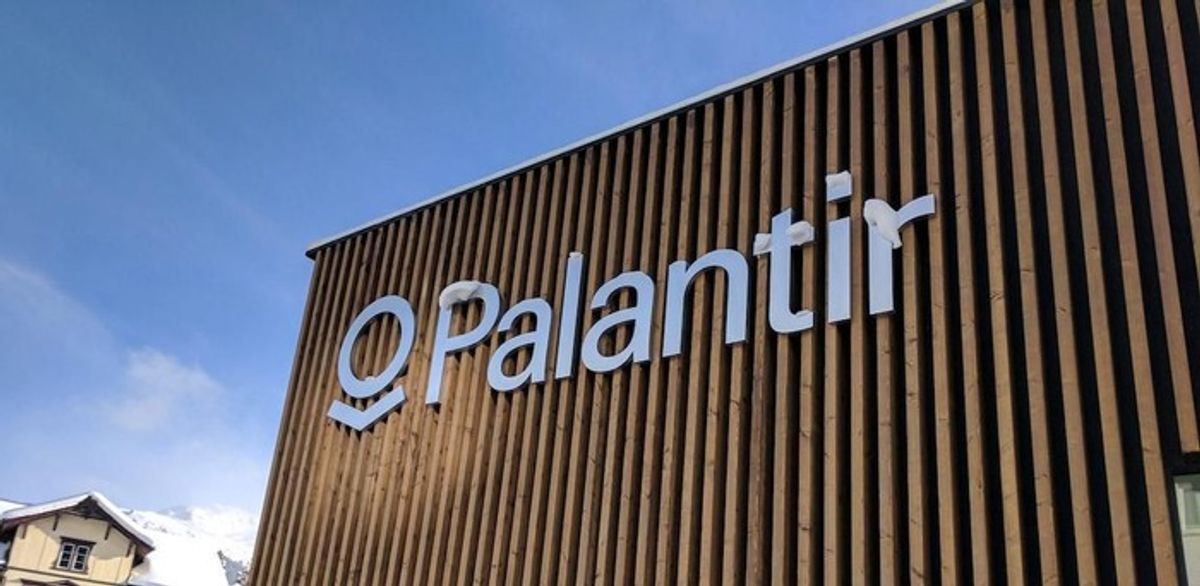 CEO Palantir Alex Karp Dukung Kekerasan demi Ekspansi Pasar Bisnis