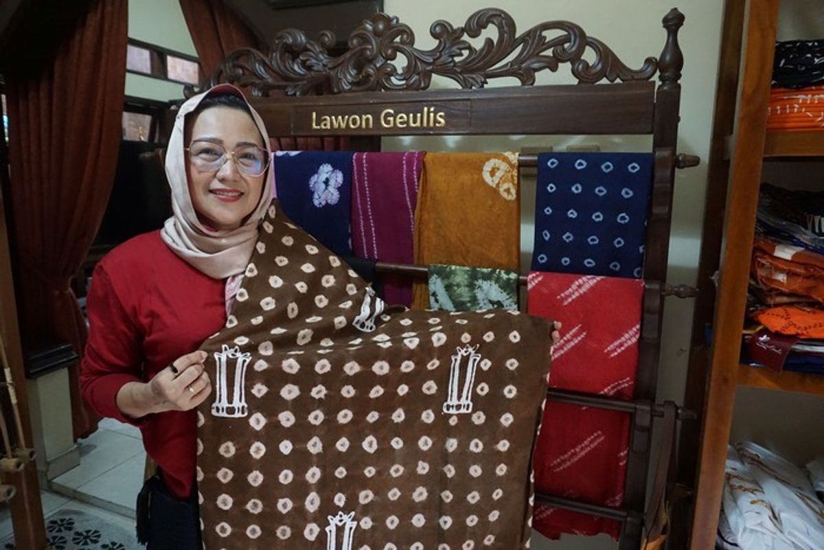 Ibu Rumah Tangga di Bogor Produksi Batik Ciwitan untuk Ekonomi Desa