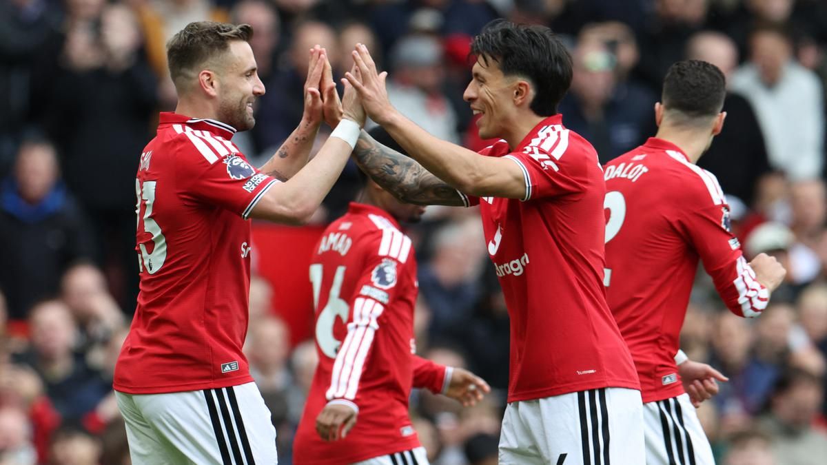 Manchester United Tundukkan Nottingham Forest Melalui Laga Sengit