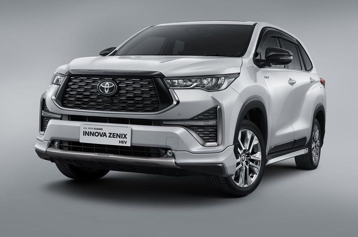 Pemerintah Tetapkan Tarif Pajak Toyota Kijang Innova Zenix Tahun 2026