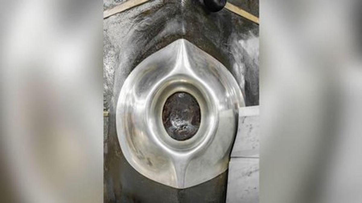 Arab Saudi Rilis Foto Hajar Aswad Beresolusi 49.000 Megapixel