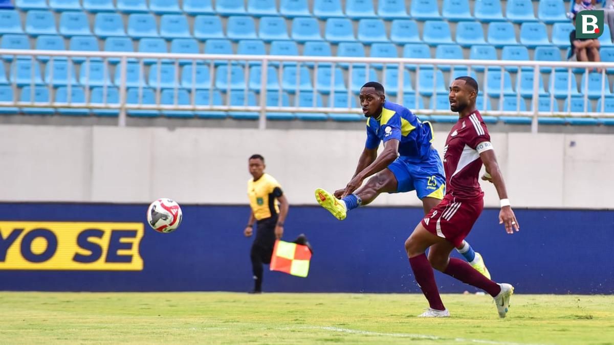 Arema FC Tekuk PSM Makassar 3-0 di Stadion Kanjuruhan