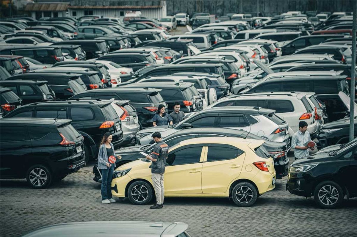 Bursa Mobil Bekas Sediakan Pilihan Kendaraan Harga 40 Jutaan