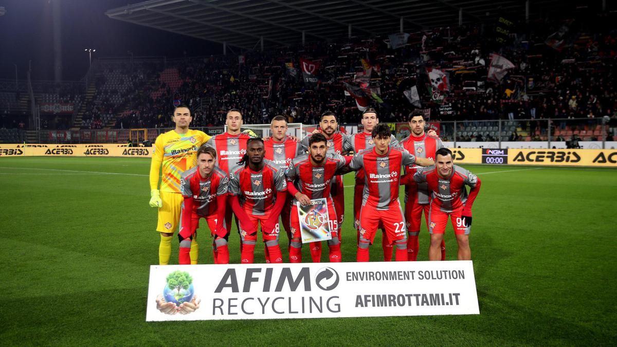 Cagliari Lolos Degradasi Serie A Usai Tumbangkan Torino