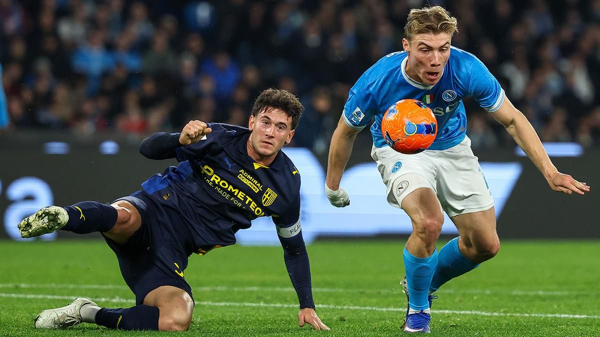 Napoli Permanenkan Rasmus Hojlund dari Manchester United