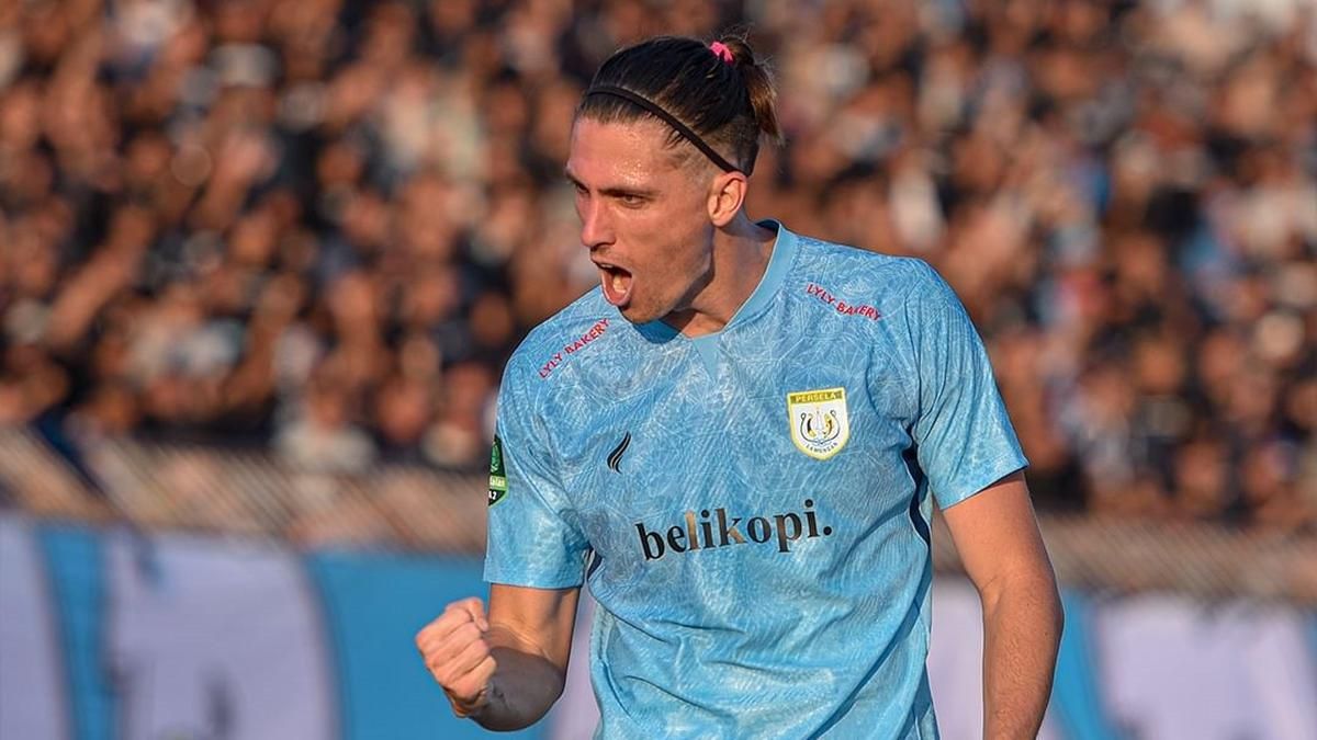 Jonny Campbell Kenang Masa Bakti di Persela Lamongan